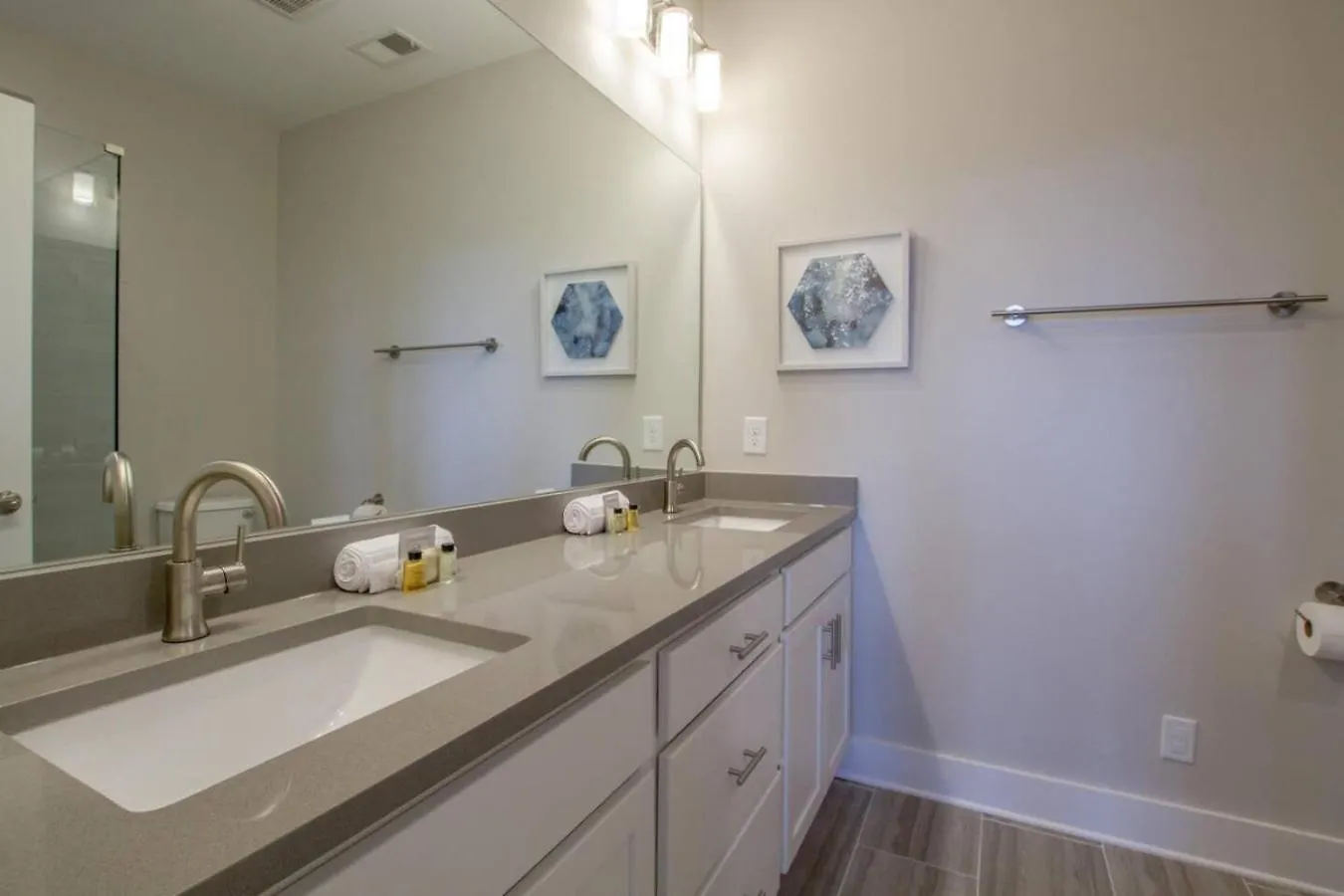 City Overlook Luxury Amenities Minutes To Downtown Nashville Holiday home